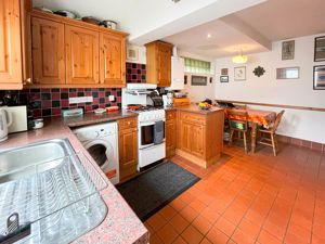 Photo 17- click for photo gallery